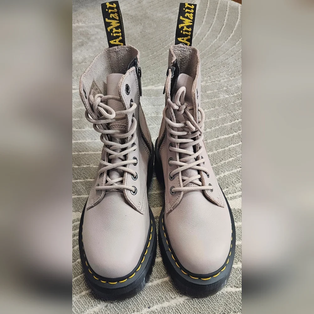 Dr. Martens Women's Light Pink Jadon III Boot Pisa Leather Platforms - Picture 2 of 8